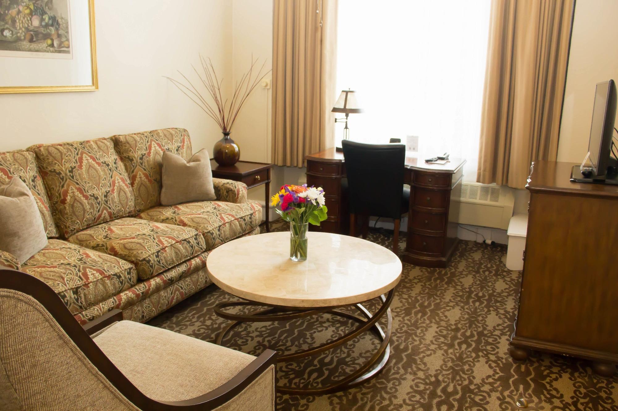 Hotel Chancellor On Union Square 3*